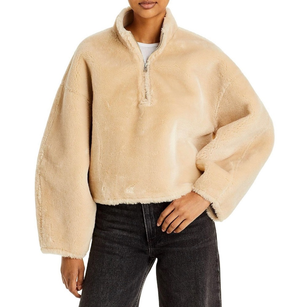 Frame fuzzy pullover